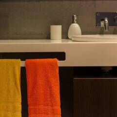 Отель Maggie Homestyle - Topfloor View Португалия, Понта-Делгада - отзывы, цены и фото номеров - забронировать отель Maggie Homestyle - Topfloor View онлайн ванная