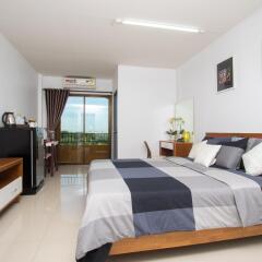 I-Home Residence and Hotel комната для гостей