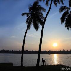 Отель Avani Kalutara Resort фото 3
