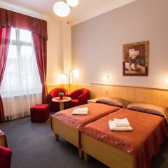 Отель Lázeňský hotel Sadový Pramen Чехия, Карловы Вары - отзывы, цены и фото номеров - забронировать отель Lázeňský hotel Sadový Pramen онлайн комната для гостей фото 3