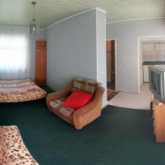 Гостиница Guest House Grebenskaya 26 в Анапе отзывы, цены и фото номеров - забронировать гостиницу Guest House Grebenskaya 26 онлайн Анапа комната для гостей фото 4