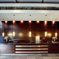 Отель Sandman Hotels & Suites Calgary West Канада, Калгари - отзывы, цены и фото номеров - забронировать отель Sandman Hotels & Suites Calgary West онлайн интерьер отеля