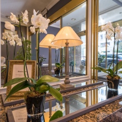 Отель First Euroflat Hotel Бельгия, Брюссель - 6 отзывов об отеле, цены и фото номеров - забронировать отель First Euroflat Hotel онлайн гостиничный бар
