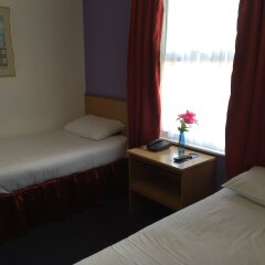 Euro Hotel London Wembley комната для гостей