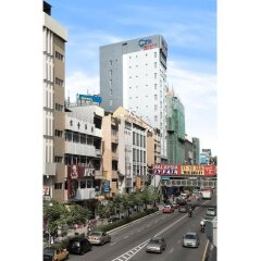 Отель Citin Seacare Pudu by Compass Hospitality Малайзия, Куала-Лумпур - отзывы, цены и фото номеров - забронировать отель Citin Seacare Pudu by Compass Hospitality онлайн балкон