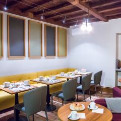 Отель Grand Master Suites питание
