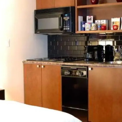 Отель Pantages Hotel Toronto Centre Канада, Торонто - отзывы, цены и фото номеров - забронировать отель Pantages Hotel Toronto Centre онлайн удобства в номере фото 2