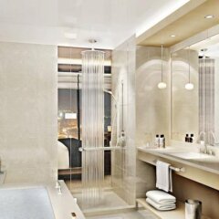 Отель Fairmont Baku at the Flame Towers 5* Стандартный номер с различными типами кроватей фото 6