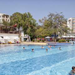 Отель Sueno Hotels Beach Side бассейн фото 2