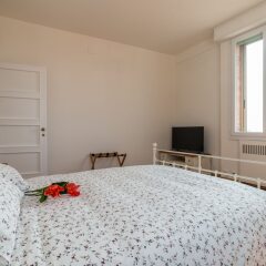 Отель Padova Tower City & Hills View Libeccio Италия, Падуя - отзывы, цены и фото номеров - забронировать отель Padova Tower City & Hills View Libeccio онлайн комната для гостей фото 2
