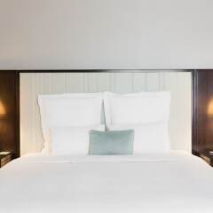 Отель Renaissance Brussels Hotel Бельгия, Брюссель - 3 отзыва об отеле, цены и фото номеров - забронировать отель Renaissance Brussels Hotel онлайн комната для гостей фото 5