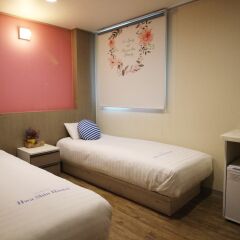 Dongdaemun Hwasin Hostel детские мероприятия фото 2