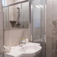 Hotel Sandra Римини ванная фото 2