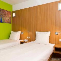 Hotel Indigo Antwerp - City Centre, an IHG Hotel in Antwerp, Belgium from 145$, photos, reviews - zenhotels.com guestroom photo 2
