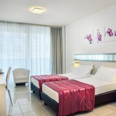 Отель Mercure Rimini Artis комната для гостей фото 2