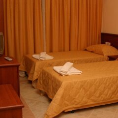 Hotel Side Best House сейф в номере