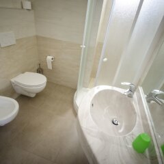 Hotel Mon Pays Римини ванная фото 2