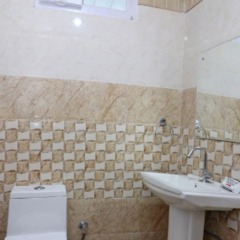 OYO 24220 Hotel Bohra International ванная фото 2