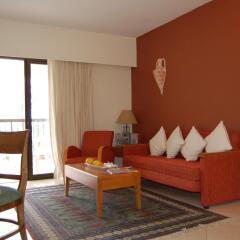 Отель Panareti Paphos Resort комната для гостей