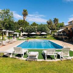 Отель Bungalow Papalus Испания, Льорет-де-Мар - отзывы, цены и фото номеров - забронировать отель Bungalow Papalus онлайн бассейн