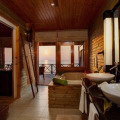 Komandoo Maldives Island Resort in Komandoo Island, Maldives from 995$, photos, reviews - zenhotels.com guestroom