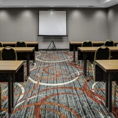 Holiday Inn Express Hotel & Suites Pittsburgh-South Side