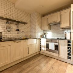 Апартаменты Spacious 2 Bedroom Apartment in Manchester City Centre в номере фото 2