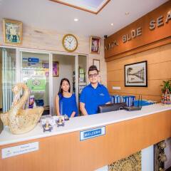 Отель Kata Blue Sea Resort Таиланд, пляж Ката - отзывы, цены и фото номеров - забронировать отель Kata Blue Sea Resort онлайн интерьер отеля фото 3