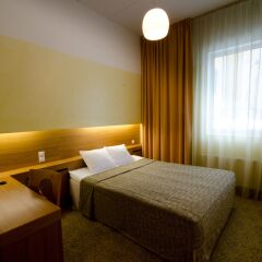 Отель Bern by TallinnHotels Эстония, Таллин - 10 отзывов об отеле, цены и фото номеров - забронировать отель Bern by TallinnHotels онлайн комната для гостей