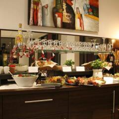 Отель Dornberg-Hotel Германия, Фехельде - отзывы, цены и фото номеров - забронировать отель Dornberg-Hotel онлайн гостиничный бар