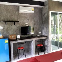Отель Lanta K Home Ланта удобства в номере фото 2