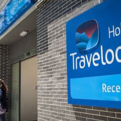 Отель Travelodge Madrid Alcalá Мадрид интерьер отеля фото 2