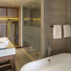 Отель Dusit Princess Moonrise Beach Resort ванная
