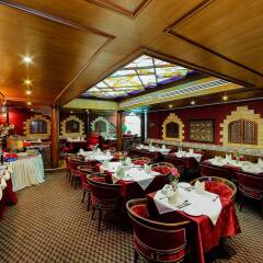 Jonrad Hotel развлечения
