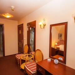 Отель Korona Pension And Restaurant Хевиз спа