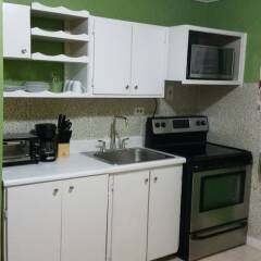 Апартаменты The Oasis at Oaklands Apartment 2 в номере