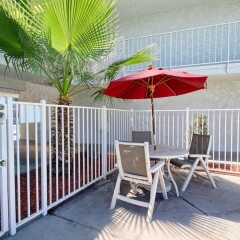 Отель Motel 6 Tulare фото 3