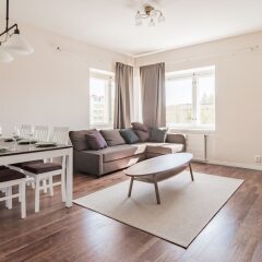 Апартаменты Local Nordic Apartments - Brown Bear Ювяскюля комната для гостей фото 3