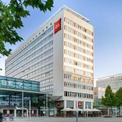 Отель Ibis Dresden Königstein Германия, Дрезден - 8 отзывов об отеле, цены и фото номеров - забронировать отель Ibis Dresden Königstein онлайн городской автобус