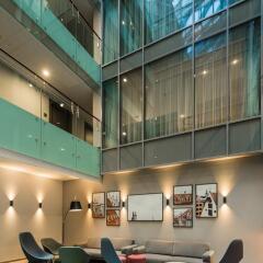 Отель Hilton Garden Inn Riga Old Town Латвия, Рига - отзывы, цены и фото номеров - забронировать отель Hilton Garden Inn Riga Old Town онлайн интерьер отеля фото 3