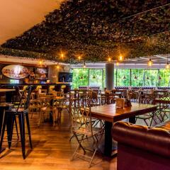 Porton Medellin Hotel развлечения