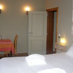 Отель Calis Bed and Breakfast Бельгия, Брюгге - отзывы, цены и фото номеров - забронировать отель Calis Bed and Breakfast онлайн комната для гостей фото 3