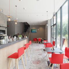 Active Hotel Вроцлав гостиничный бар