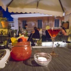 Отель Relais Fontana di Trevi фитнесс-зал