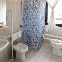 Hotel Oasi Консельве ванная