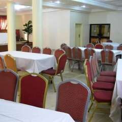 Отель Calabar Grand Hotel Нигерия, Калабар - отзывы, цены и фото номеров - забронировать отель Calabar Grand Hotel онлайн помещение для мероприятий