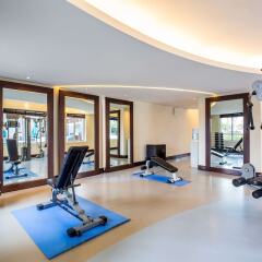 Отель Novotel Dubai Deira City Centre фитнесс-зал