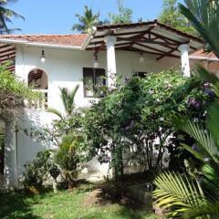 Отель French Lotus Unawatuna Guest House Унаватуна фото 10