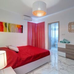 Апартаменты Marvellous 2 Bedroom Apartment by the Sea Каура комната для гостей фото 5