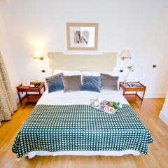 Hotel Plaza Opera комната для гостей